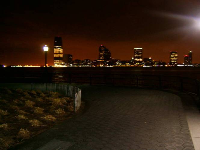 NYC_2006-12-13 04-39-49